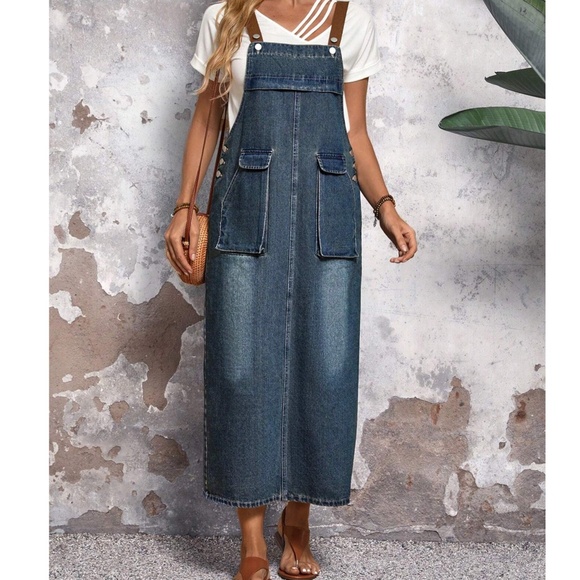 Dark Wash Pockets Split Hem Denim Jean Dress - Picture 1 of 5